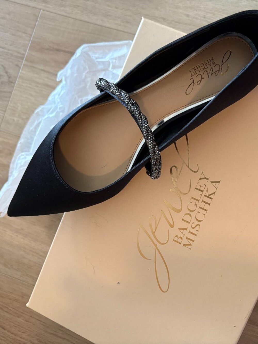 Badgley Mischka flats BRAND NEW WITH BOX